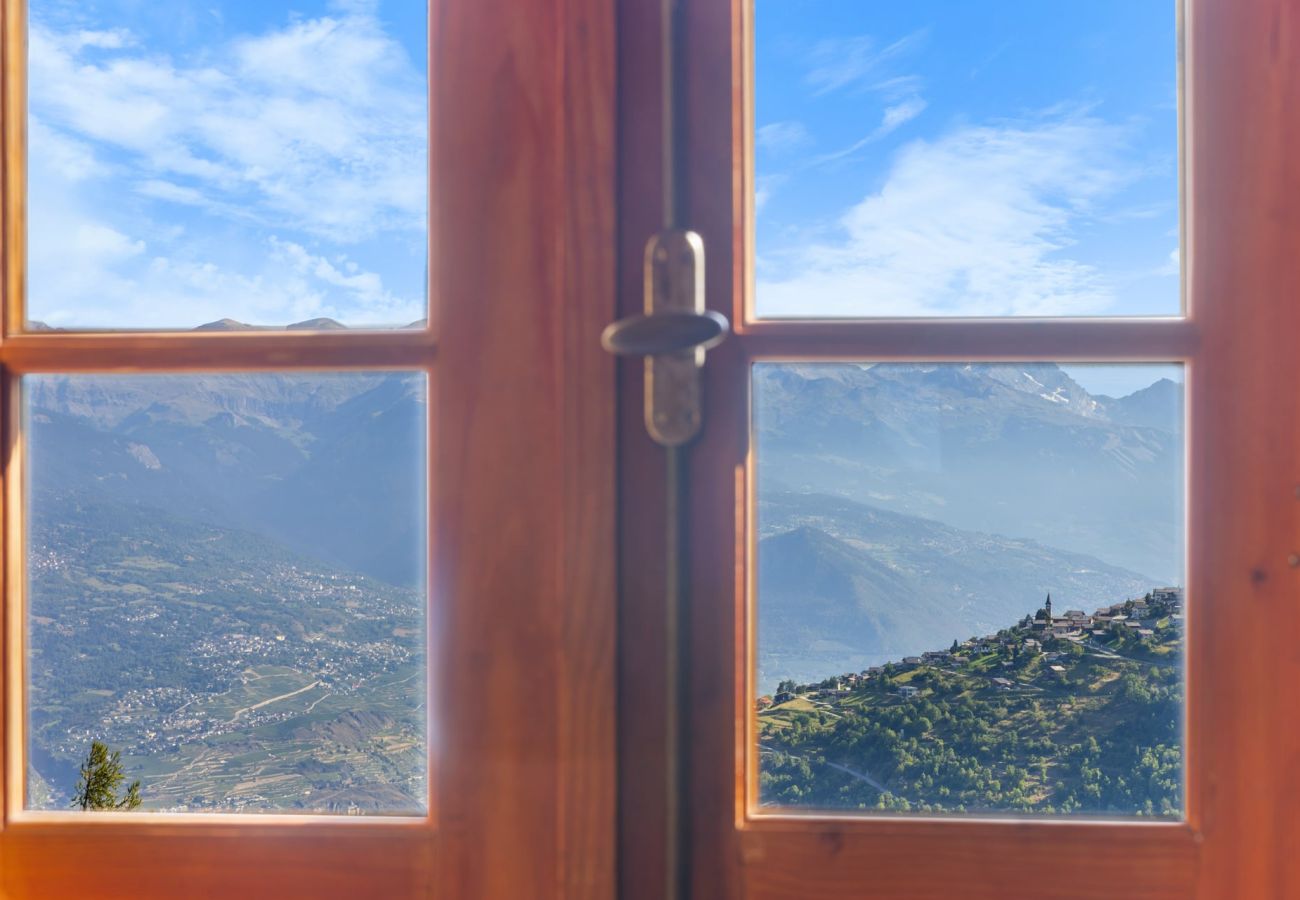 Chalet in Haute-Nendaz - Chalet Mont-Fort : chalet typique