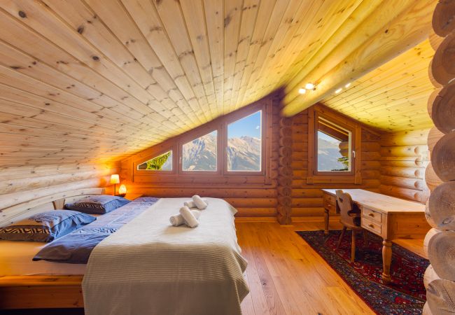 Chalet in Haute-Nendaz - AlpenRose - 8 pers - près des pistes Chalet in Haute-Nendaz - AlpenRose - 8 pers - près des pistes