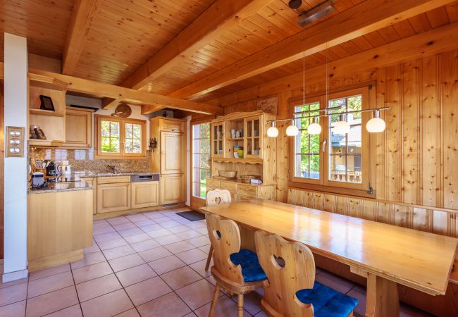 Chalet in Haute-Nendaz - Le Pacha - 6 pers - près des pistes Chalet in Haute-Nendaz - Le Pacha - 6 pers - près des pistes