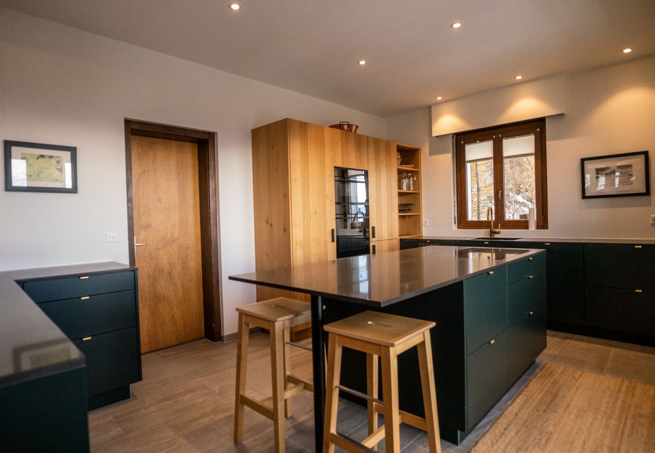 Chalet in Isérables - Les Crettaux - 12 pers - cadre idyllique