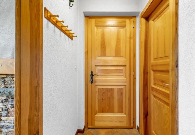 Chalet in Haute-Nendaz - Stugan - 6 pers - centre station Chalet in Haute-Nendaz - Stugan - 6 pers - centre station