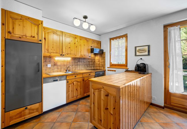 Chalet in Haute-Nendaz - Stugan - 6 pers - centre station Chalet in Haute-Nendaz - Stugan - 6 pers - centre station