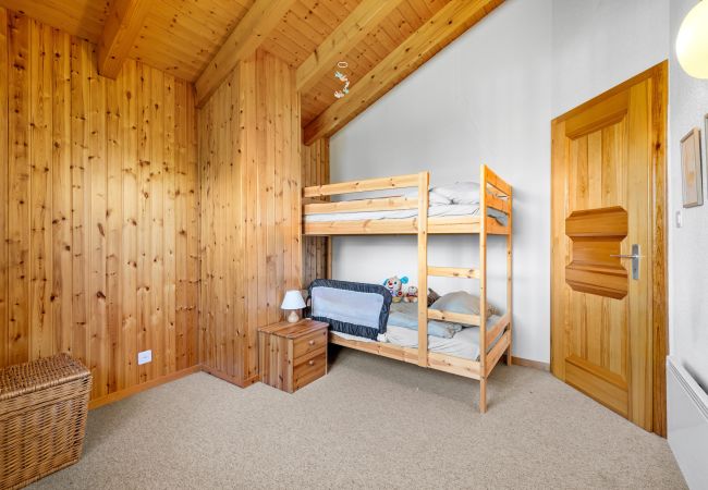 Chalet in Haute-Nendaz - Stugan - 6 pers - centre station Chalet in Haute-Nendaz - Stugan - 6 pers - centre station