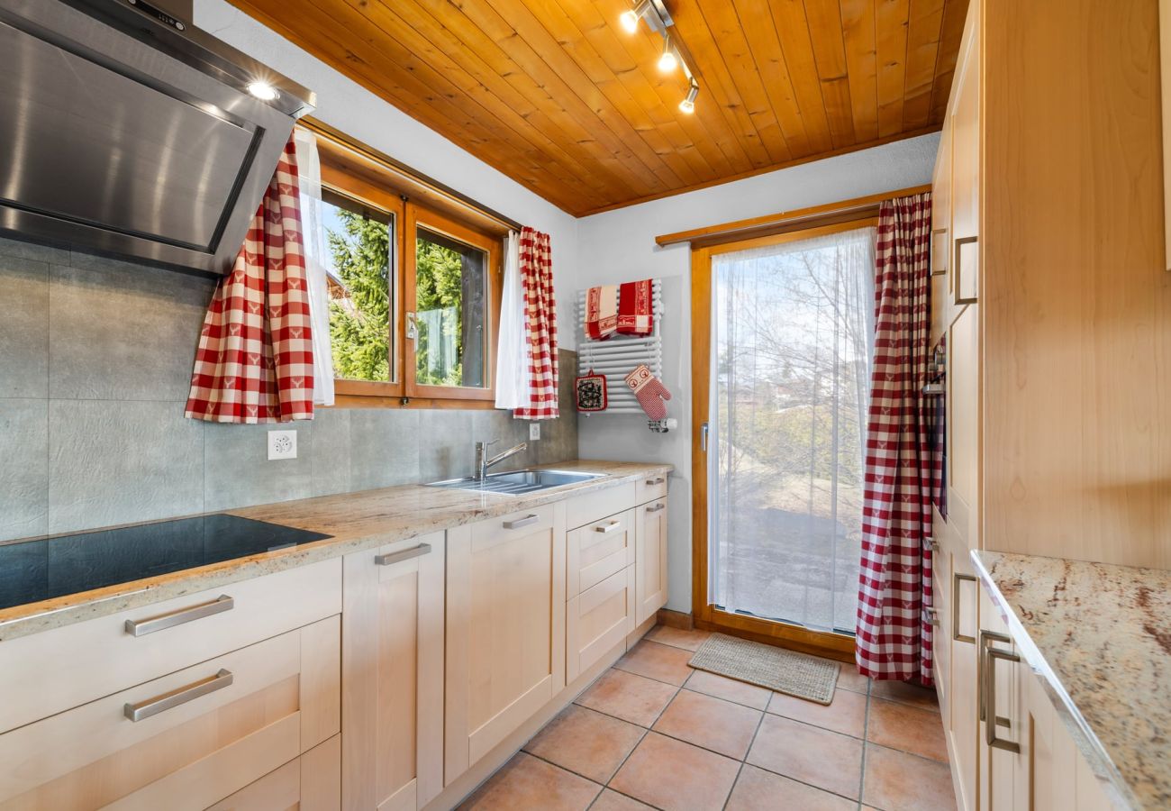 Chalet in Haute-Nendaz - Pomme de Pin - authentique et spacieux