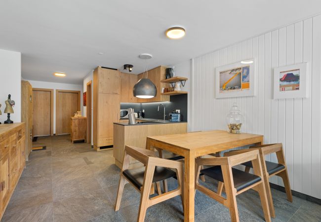 Apartment in Haute-Nendaz - Les Platanes E4 - 5 pers - centre station Apartment in Haute-Nendaz - Les Platanes E4 - 5 pers - centre station