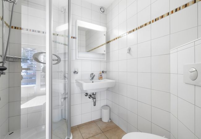 Apartment in Haute-Nendaz - Christiania I A8 - 6 pers - ski in&out Apartment in Haute-Nendaz - Christiania I A8 - 6 pers - ski in&out