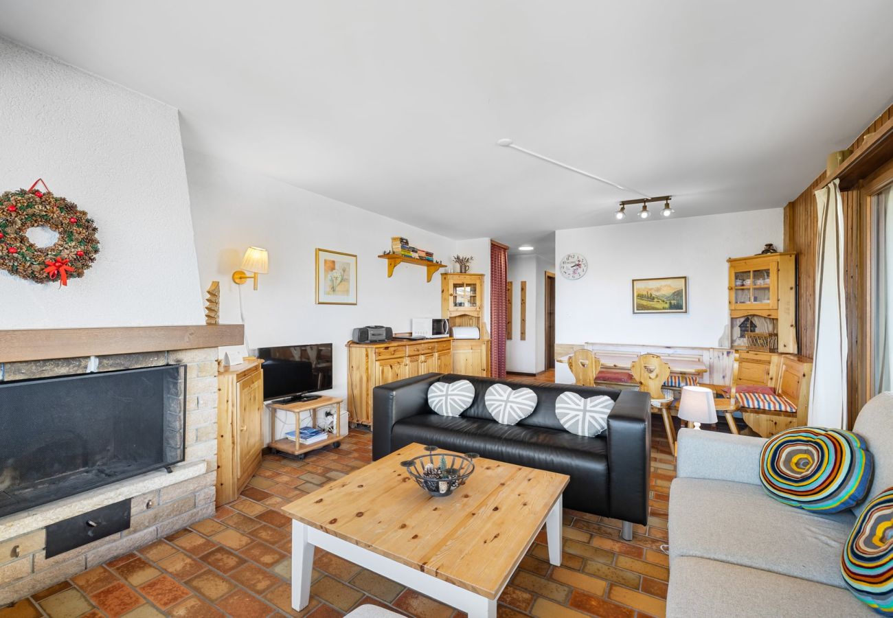 Apartment in Haute-Nendaz - Arnica 14 - 6 pers - piscine