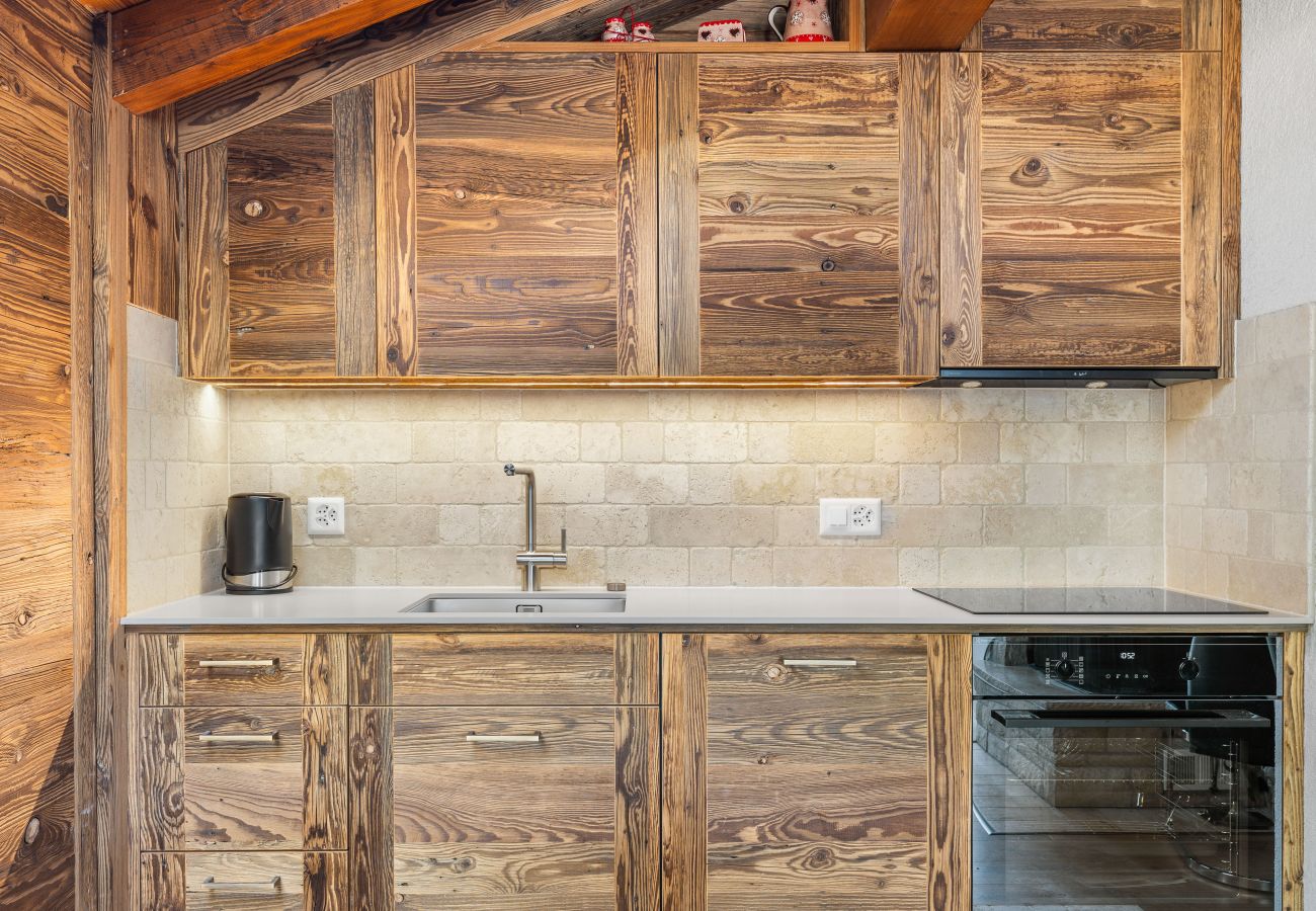 Apartment in Haute-Nendaz - Les Hauts-de-Nendaz A C5 - 5 pers - ski In&Out