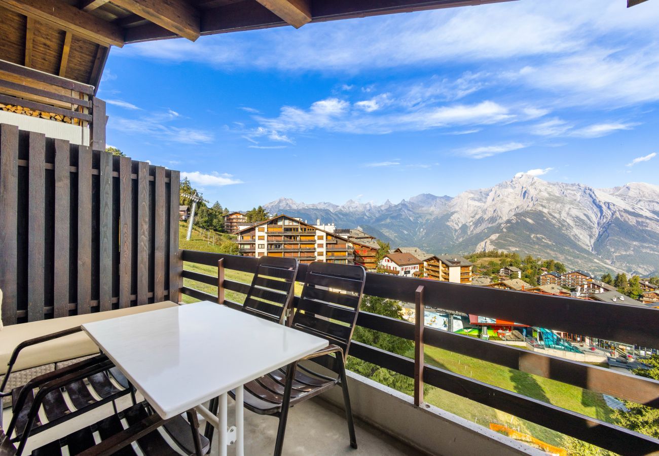 Apartment in Haute-Nendaz - Les Hauts-de-Nendaz A C5 - 5 pers - ski In&Out