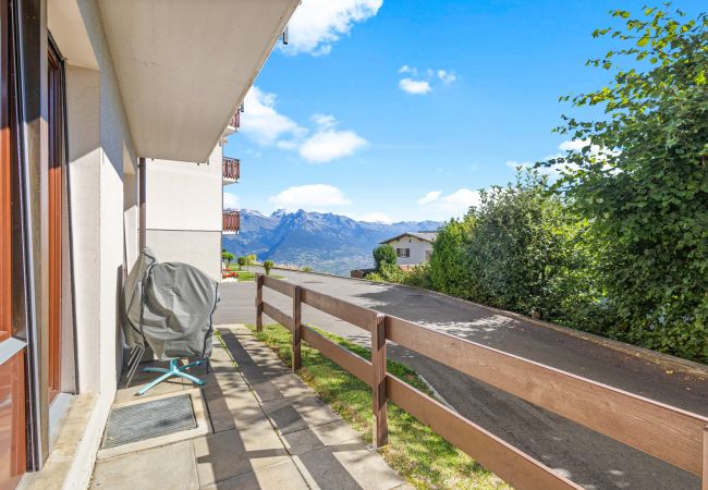 Apartment in Haute-Nendaz - Balcon des Alpes 02 - 4 pers - au calme