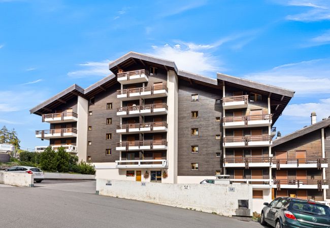 Apartment in Haute-Nendaz - Les Hauts-de-Nendaz B L7 - 4 pers - ski In/Out