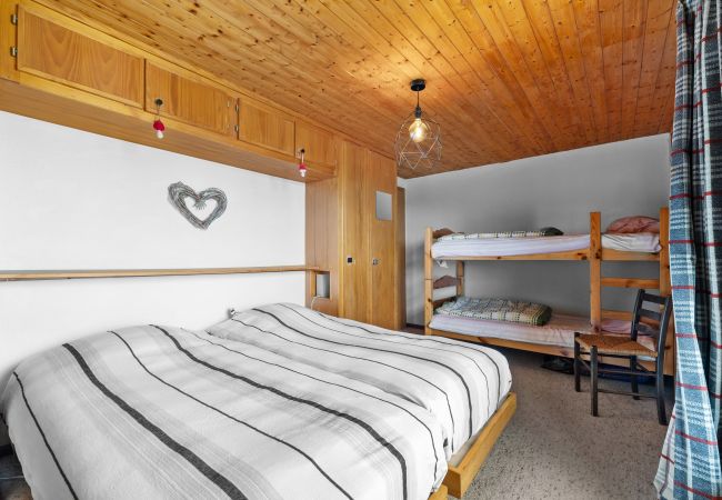 Chalet in Haute-Nendaz - Eole - 6 pers - près des pistes Chalet in Haute-Nendaz - Eole - 6 pers - près des pistes