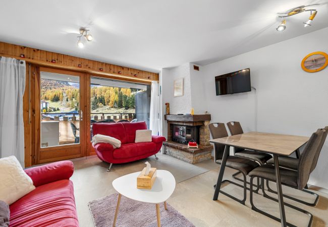 Apartment in Siviez - Dents-Rousses D4 - 4 pers - ski In&Out Apartment in Siviez - Dents-Rousses D4 - 4 pers - ski In&Out