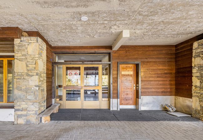 Apartment in Siviez - Dents-Rousses D4 - 4 pers - ski In&Out Apartment in Siviez - Dents-Rousses D4 - 4 pers - ski In&Out