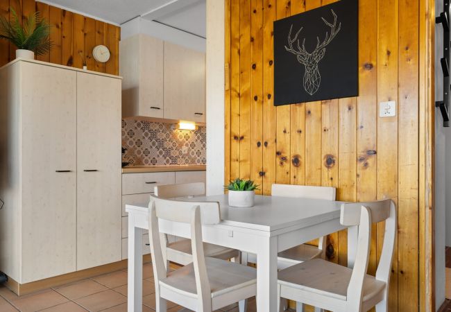 Apartment in Haute-Nendaz - Christiania I G4 - 4 pers - près des pistes Apartment in Haute-Nendaz - Christiania I G4 - 4 pers - près des pistes