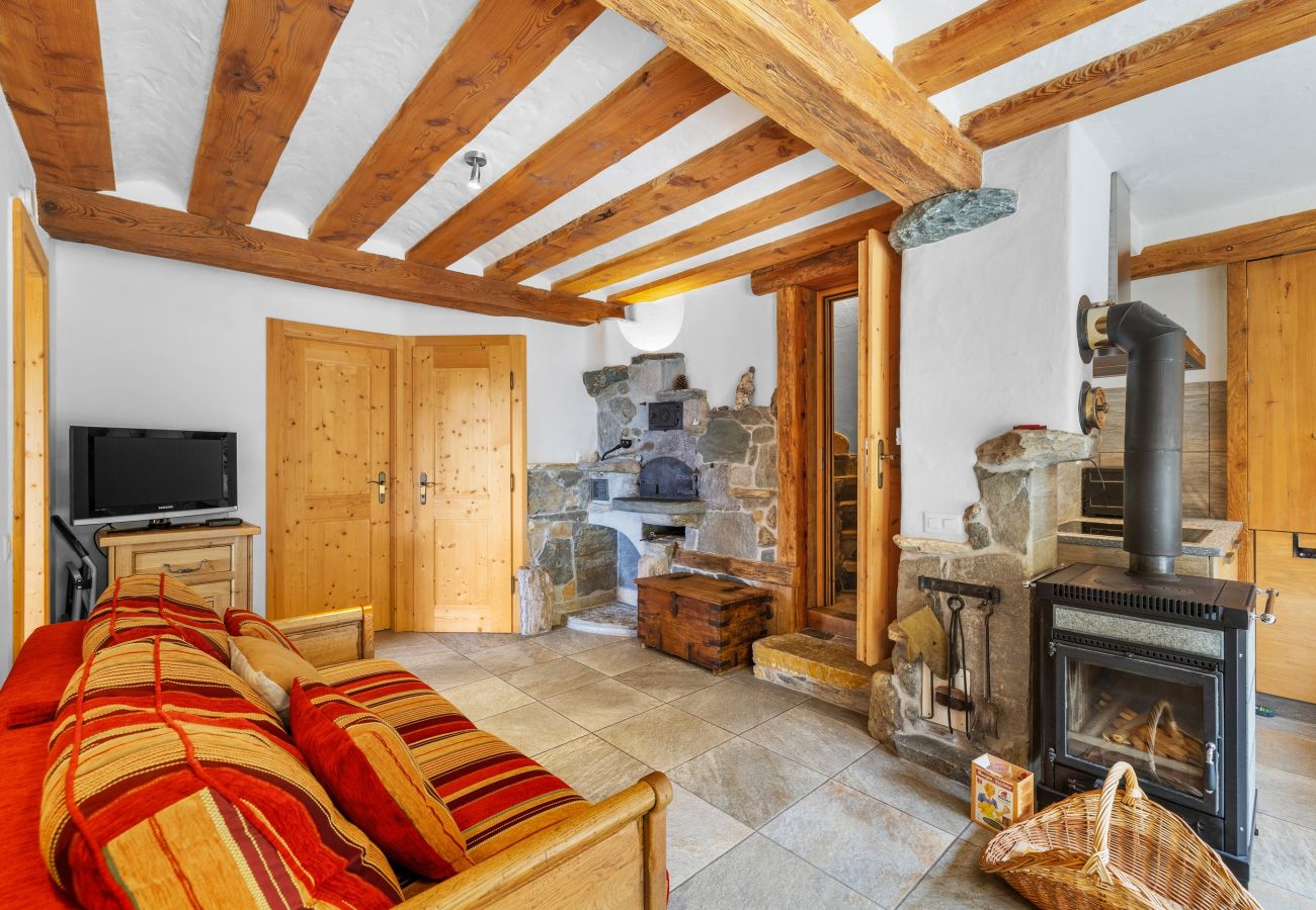 Apartment in Haute-Nendaz - Chalet La Verne - appartement du Bas Apartment in Haute-Nendaz - Chalet La Verne - appartement du Bas