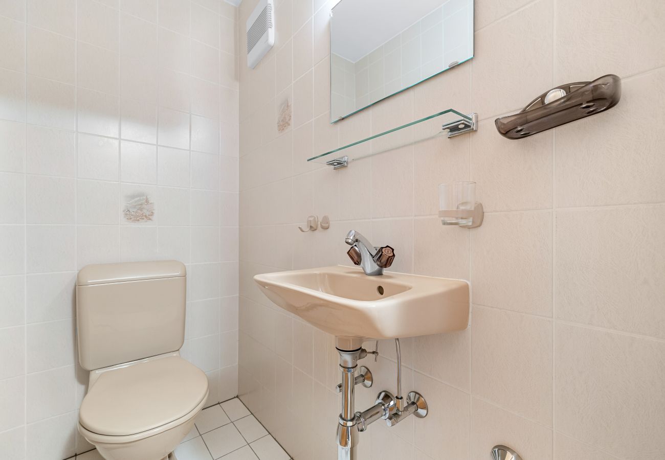 Apartment in Haute-Nendaz - Les Hauts-de-Nendaz A H2 - 5 pers - ski In&Out