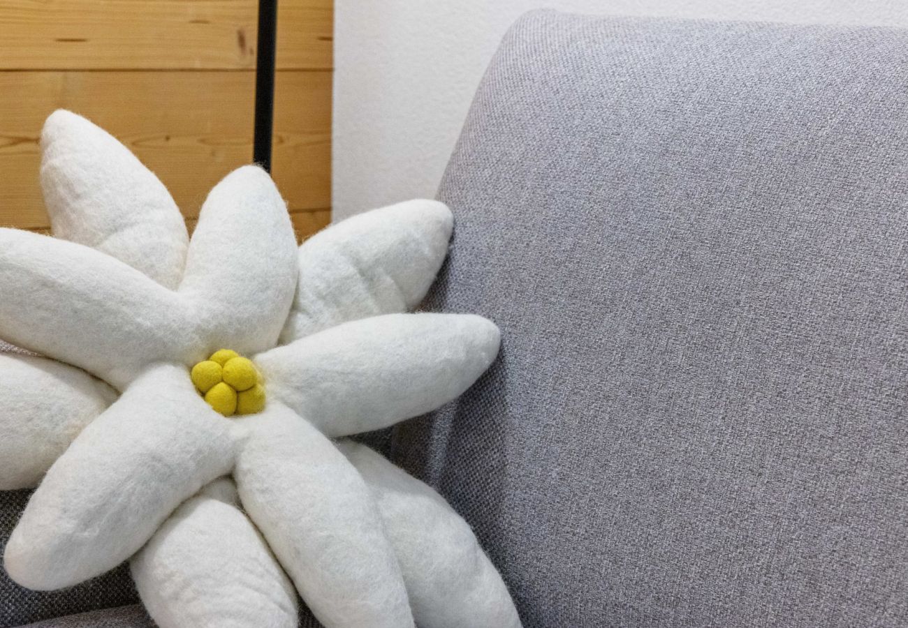 Apartment in Haute-Nendaz - Beauregard C - nid douillet alpin - 2 pers.