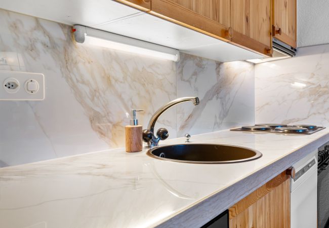 Appartamento a Haute-Nendaz - Les Hauts-de-Nendaz B O3 - 4 pers - ski in&out Appartamento a Haute-Nendaz - Les Hauts-de-Nendaz B O3 - 4 pers - ski in&out