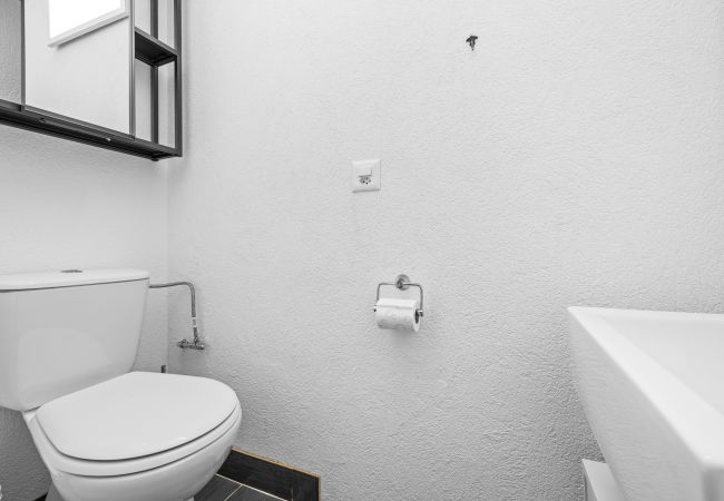 Appartement à Haute-Nendaz - Valaisia 17B - 4 pers - centre station Appartement à Haute-Nendaz - Valaisia 17B - 4 pers - centre station