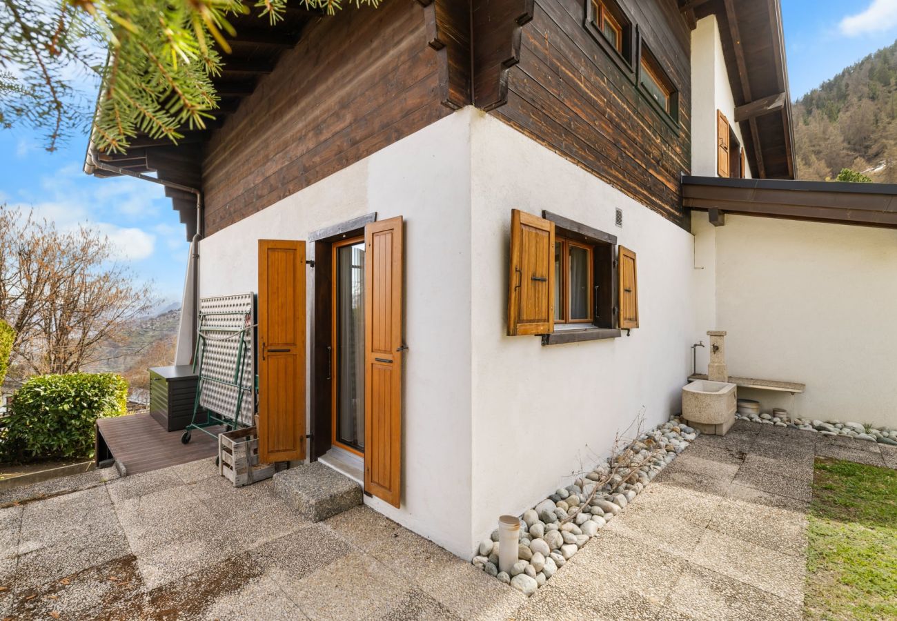 Chalet à Haute-Nendaz - Pomme de Pin - authentique et spacieux
