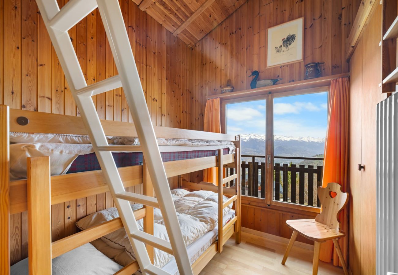 Chalet à Haute-Nendaz - Pomme de Pin - authentique et spacieux